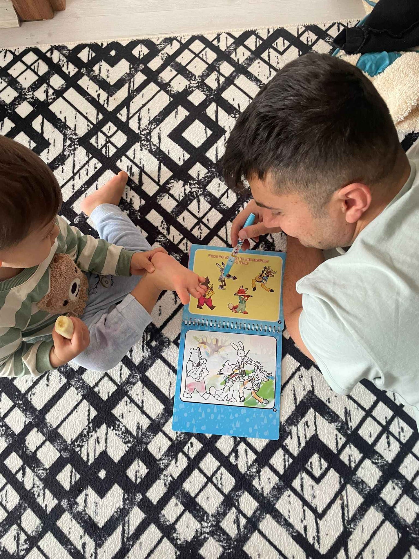 Sadece Su ile Boyanan Sihirli Aktivite Kitabı Boya Yok • Kir Yok • Eğlence Çok (Hediye Kalemli)